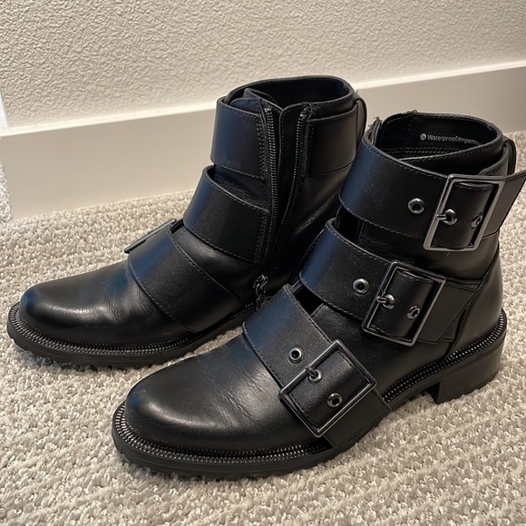 Blondo Camilla Boots - Picture 2 of 5